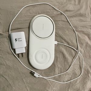 Samsung dual charging pad